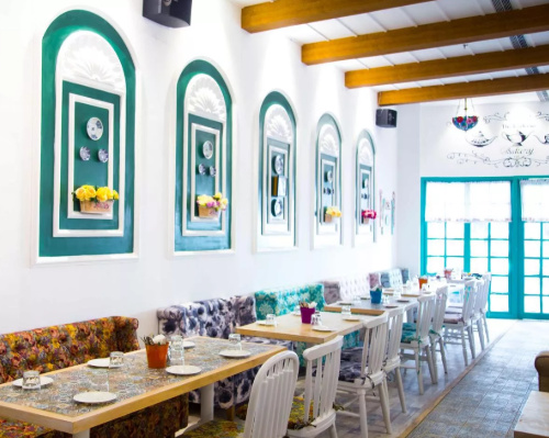 Grandmama's Cafe -Hayyaahere